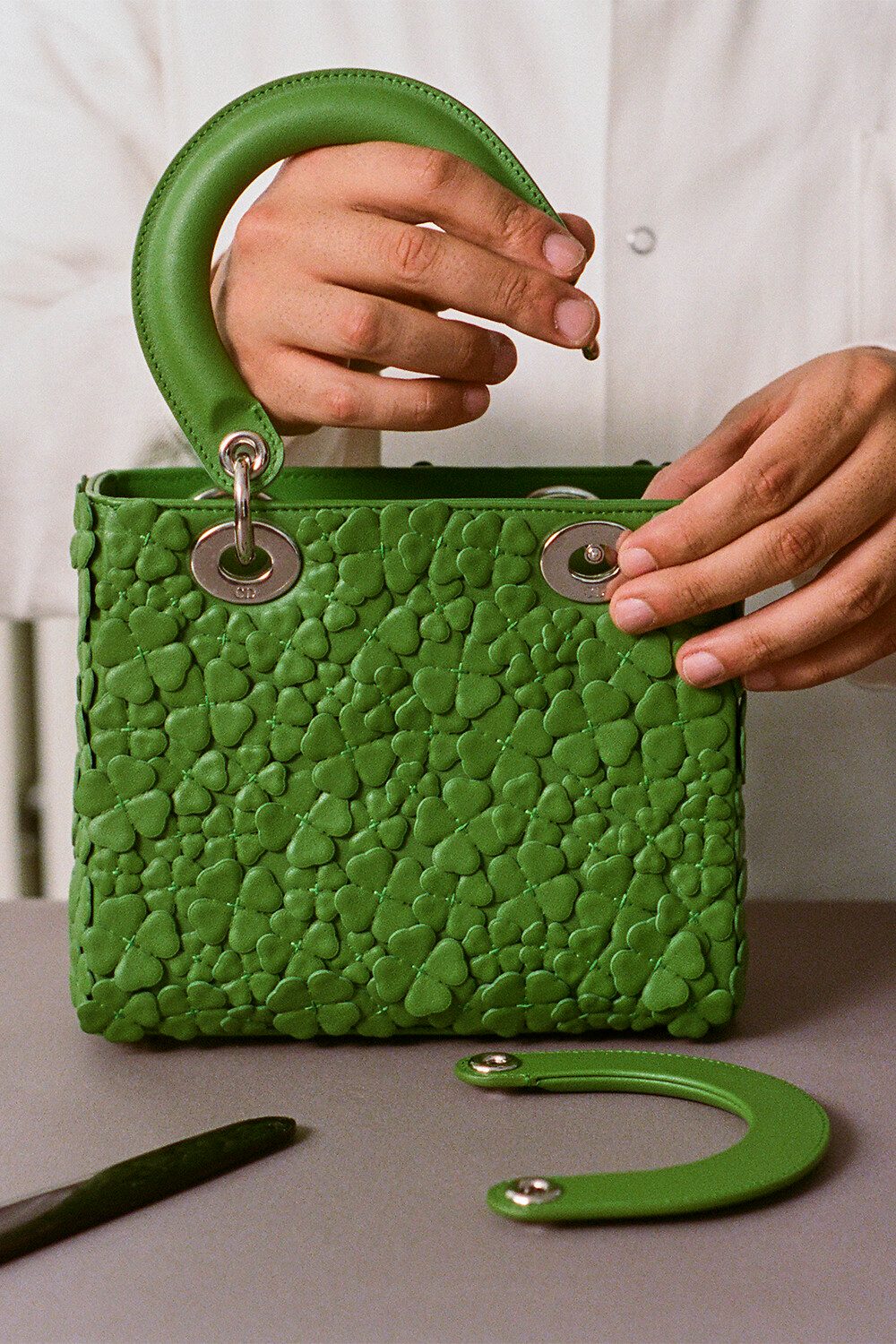 Lady Dior Clover em couro verde